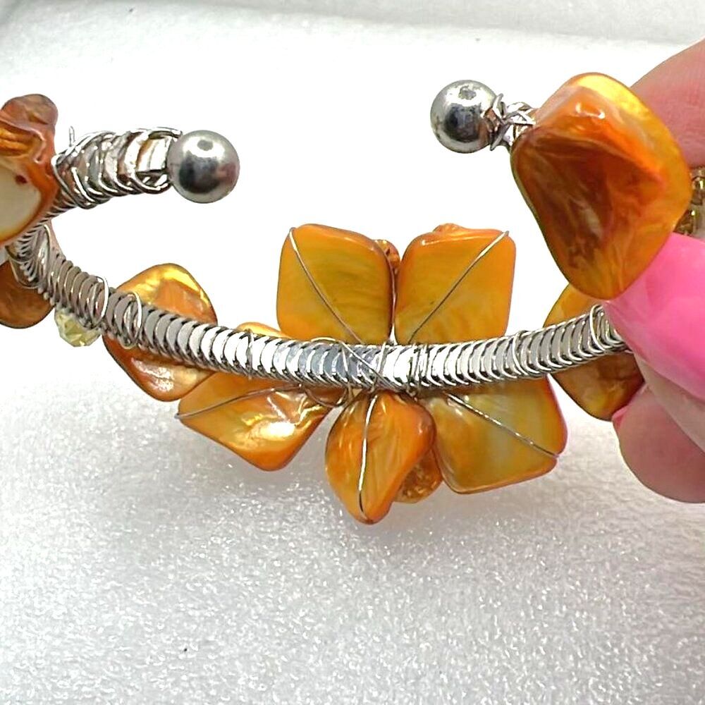 Vintage Abalone Cuff Bracelet With Yellow Dyed Shell Flower and Crystals - Picture 5 of 6
